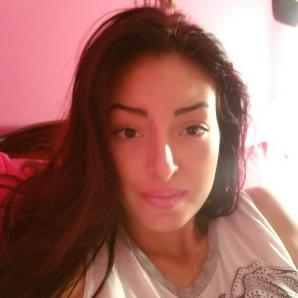 Meet your Posher, Natasha - Picture 8 of 8